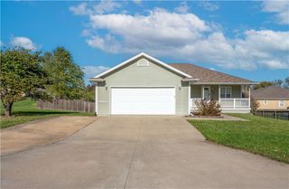 1165 SE 125th Road, Knob Noster, MO 65336