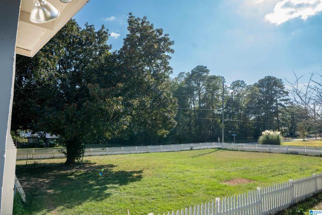 4672 OLD HIGHWAY 280, Sterrett, AL 35147