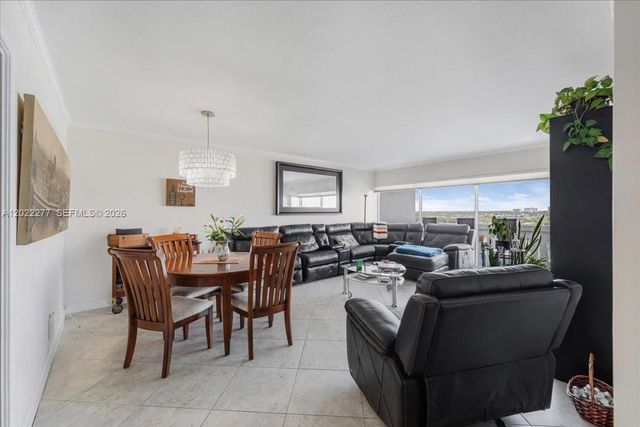 2100 S Ocean Dr 10E, Fort Lauderdale, FL 33316