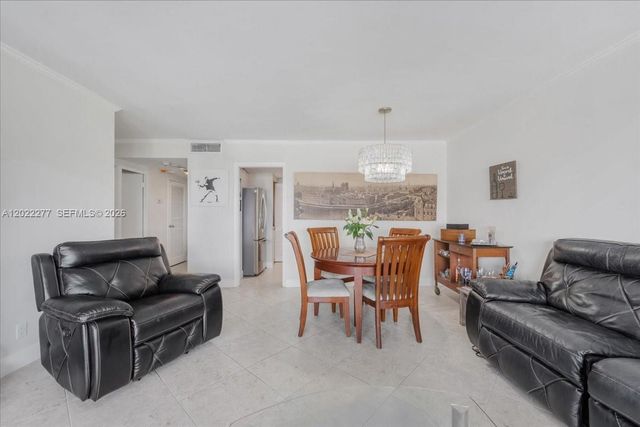 2100 S Ocean Dr 10E, Fort Lauderdale, FL 33316