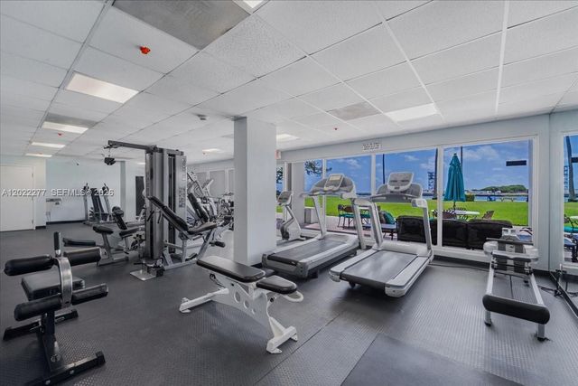 2100 S Ocean Dr 10E, Fort Lauderdale, FL 33316