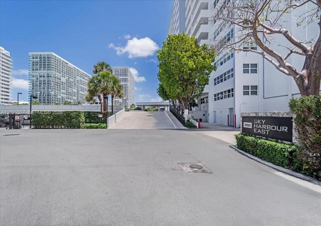 2100 S Ocean Dr 10E, Fort Lauderdale, FL 33316