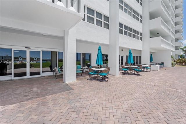 2100 S Ocean Dr 10E, Fort Lauderdale, FL 33316