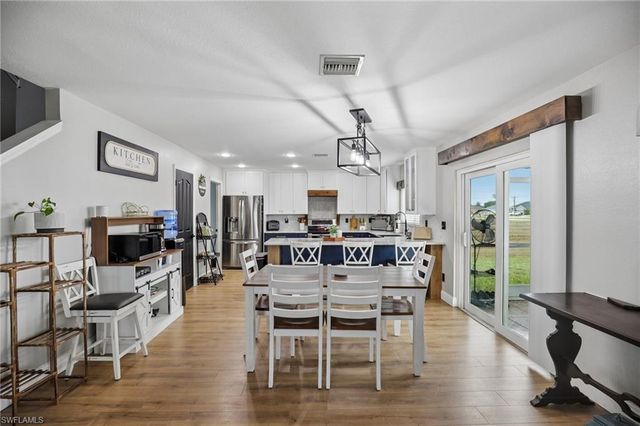 1825 NW 23rd TER, Cape Coral, FL 33993