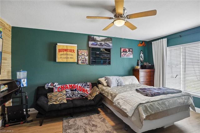 1825 NW 23rd TER, Cape Coral, FL 33993