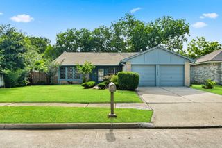 11322 Yorklyn Drive, Houston, TX 77066
