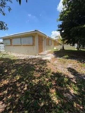 2824 SW 9th St, Fort Lauderdale, FL 33312