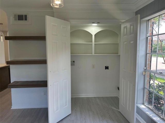 14401 Misty Meadow Ln, Houston, TX 77079