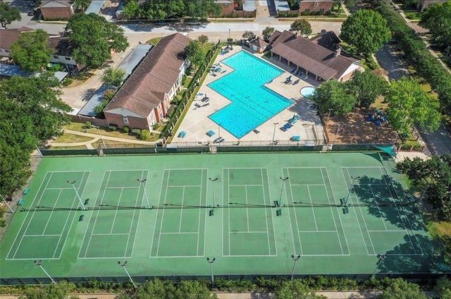14401 Misty Meadow Ln, Houston, TX 77079