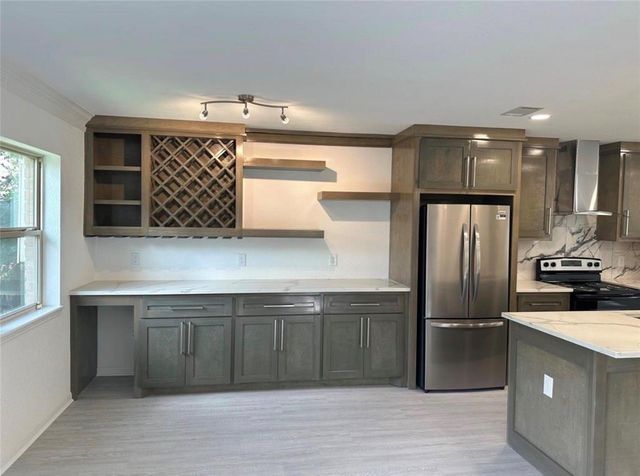 14401 Misty Meadow Ln, Houston, TX 77079