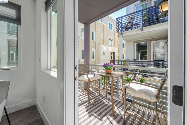 1418 Nightshade Rd 31, Milpitas, CA 95035