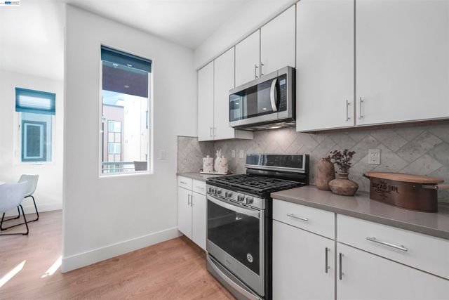 1418 Nightshade Rd 31, Milpitas, CA 95035