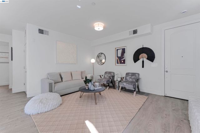 1418 Nightshade Rd 31, Milpitas, CA 95035