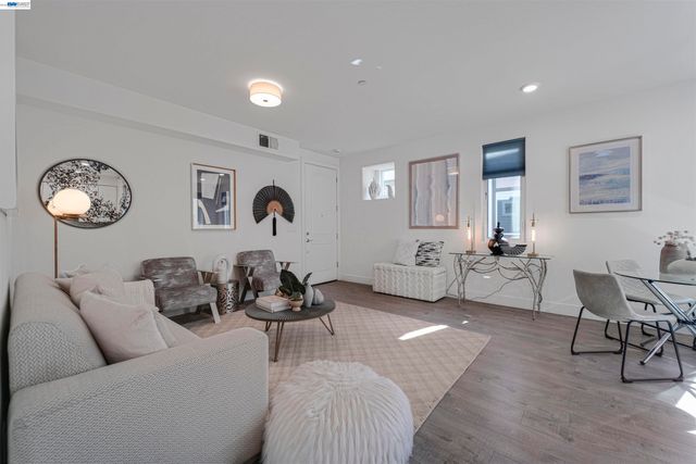 1418 Nightshade Rd 31, Milpitas, CA 95035
