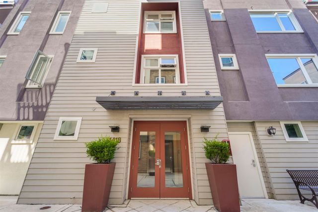 1418 Nightshade Rd 31, Milpitas, CA 95035