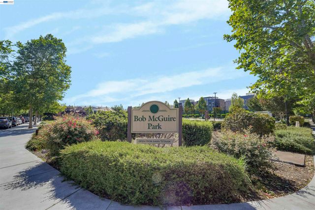 1418 Nightshade Rd 31, Milpitas, CA 95035