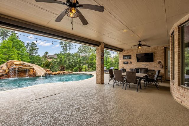 3 Mosaic Point Place, Spring, TX 77389
