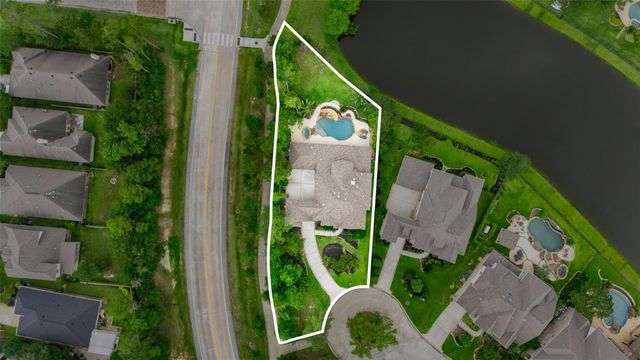 3 Mosaic Point Place, Spring, TX 77389