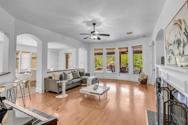 3 Mosaic Point Place, Spring, TX 77389