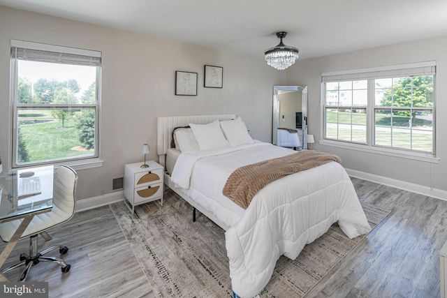 29 SUTPHIN RD, Flemington, NJ 08822