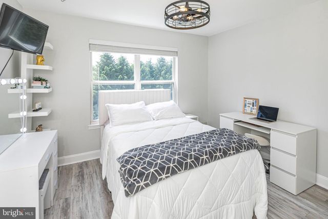 29 SUTPHIN RD, Flemington, NJ 08822