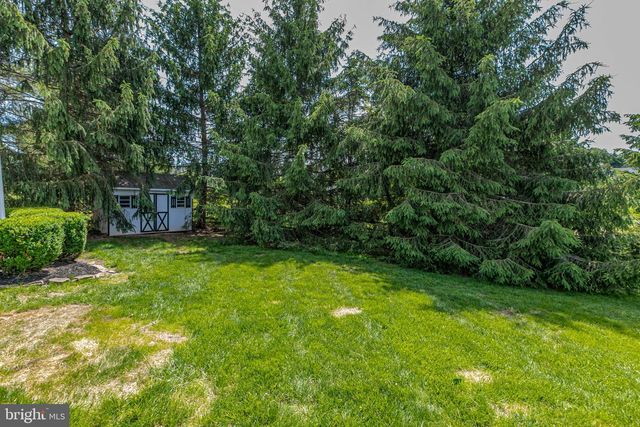29 SUTPHIN RD, Flemington, NJ 08822