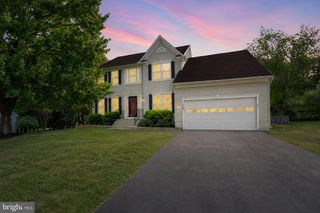 10003 FIELD STONE CT, Fredericksburg, VA 22408