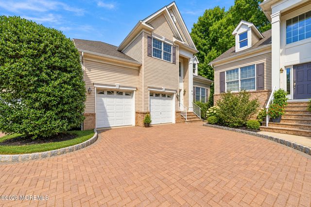 25 Brittany Court, Atlantic Highlands, NJ 07716