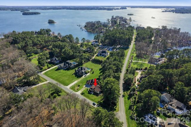 108 Washam Road, Mooresville, NC 28117