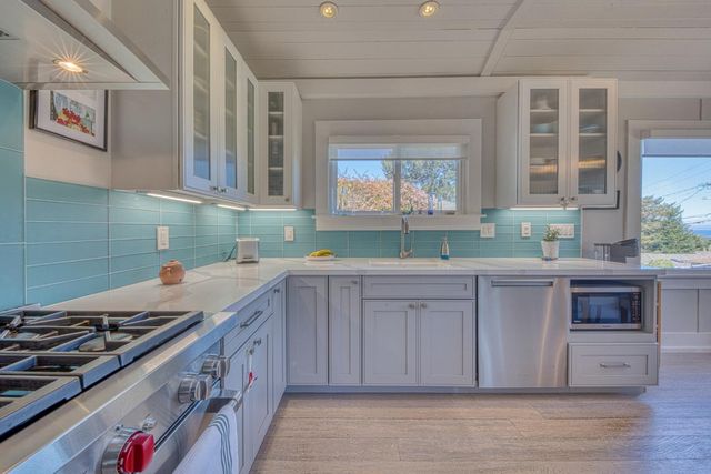 870 Doud Street, Monterey, CA 93940