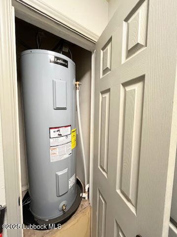 9107 County Rd 7635, Wolfforth, TX 79382