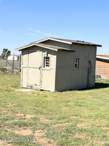 9107 County Rd 7635, Wolfforth, TX 79382