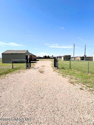 9107 County Rd 7635, Wolfforth, TX 79382