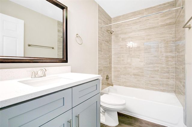 2560 WOODGATE BOULEVARD 105, Orlando, FL 32822