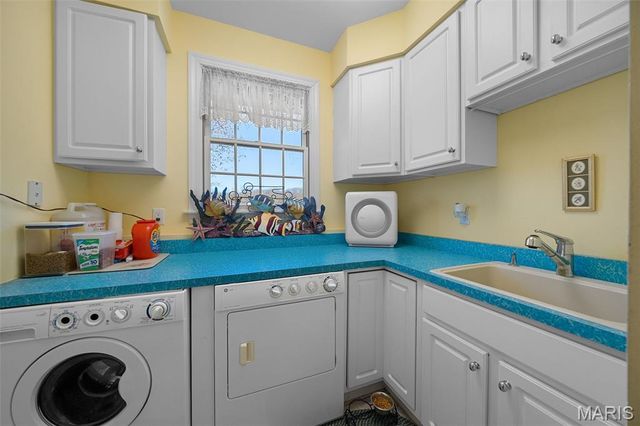 9895 E Vista Drive, Hillsboro, MO 63050