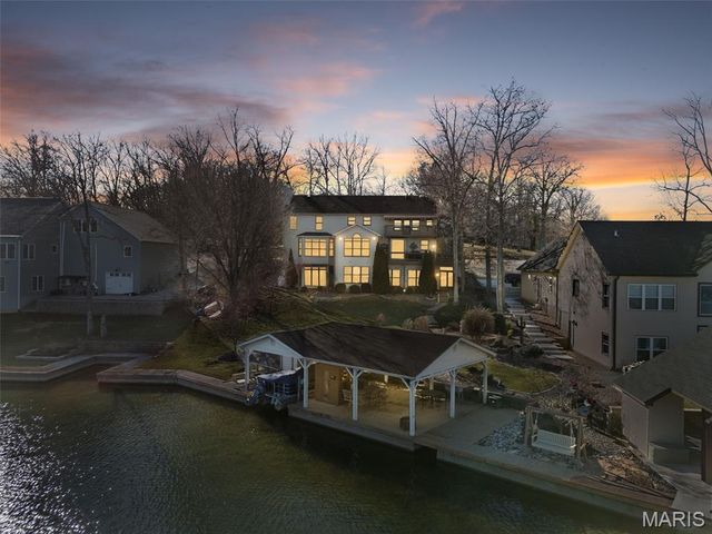 9895 E Vista Drive, Hillsboro, MO 63050