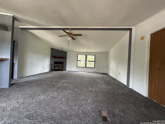 454 Overland Trail, Bandera, TX 78003