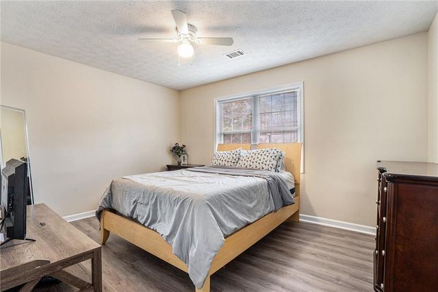 814 Cambridge Creek SW Drive, Conyers, GA 30094