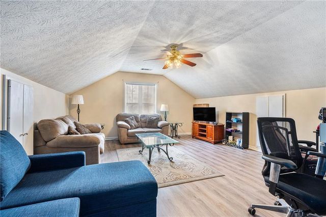 814 Cambridge Creek SW Drive, Conyers, GA 30094