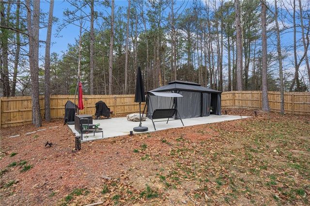 814 Cambridge Creek SW Drive, Conyers, GA 30094