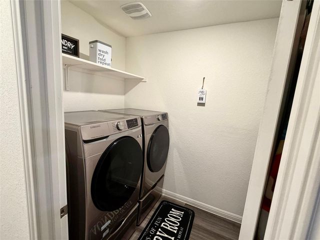 205 Waterbuck LOOP, Hutto, TX 78634