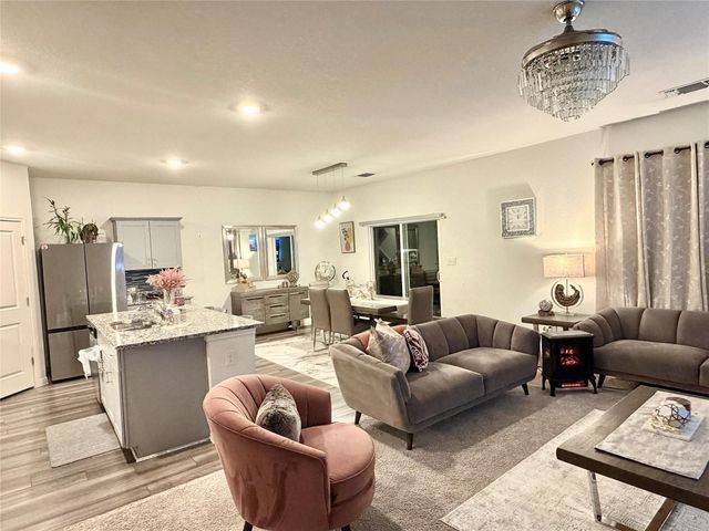 205 Waterbuck LOOP, Hutto, TX 78634