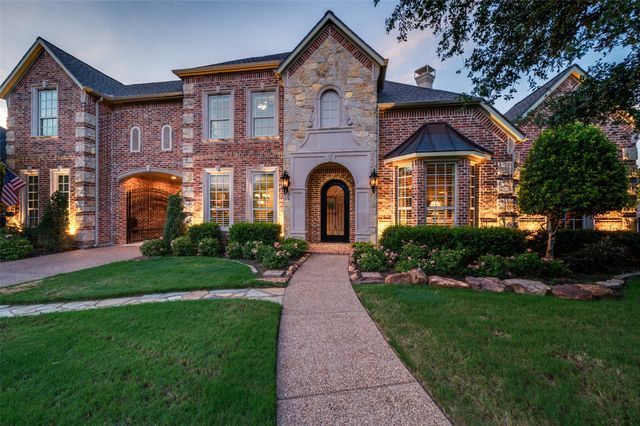 8411 Buffalo Drive, Lantana, TX 76226