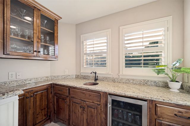 8411 Buffalo Drive, Lantana, TX 76226