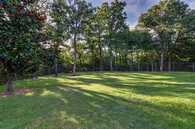 8411 Buffalo Drive, Lantana, TX 76226