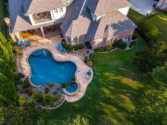 8411 Buffalo Drive, Lantana, TX 76226
