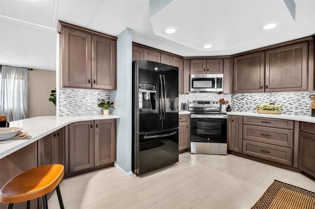 23 MOUNTAIN LAUREL DRIVE, Palm Harbor, FL 34684