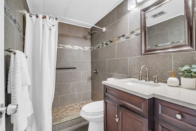 23 MOUNTAIN LAUREL DRIVE, Palm Harbor, FL 34684