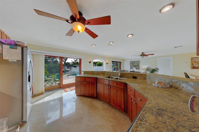 2017 COVE DRIVE, Largo, FL 33774