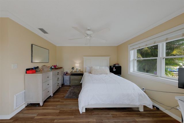 2017 COVE DRIVE, Largo, FL 33774